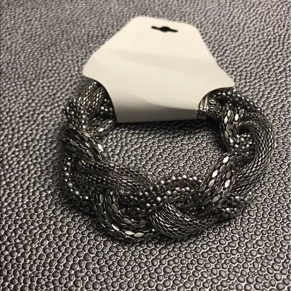 Costume Braided Rope Bracelet w/ Magnet Connection - Picture 4 of 4